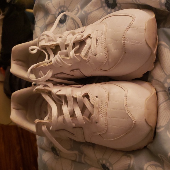 New balance 574 - Picture 2 of 3